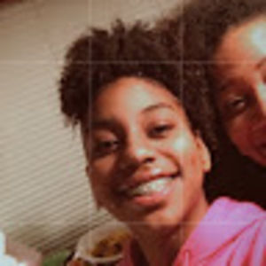 Meet your Posher, Mackenzie